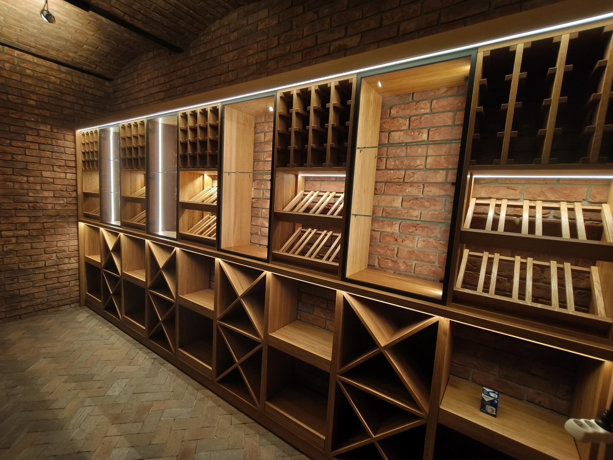 Realization Poznan - Wooden Wine Racks