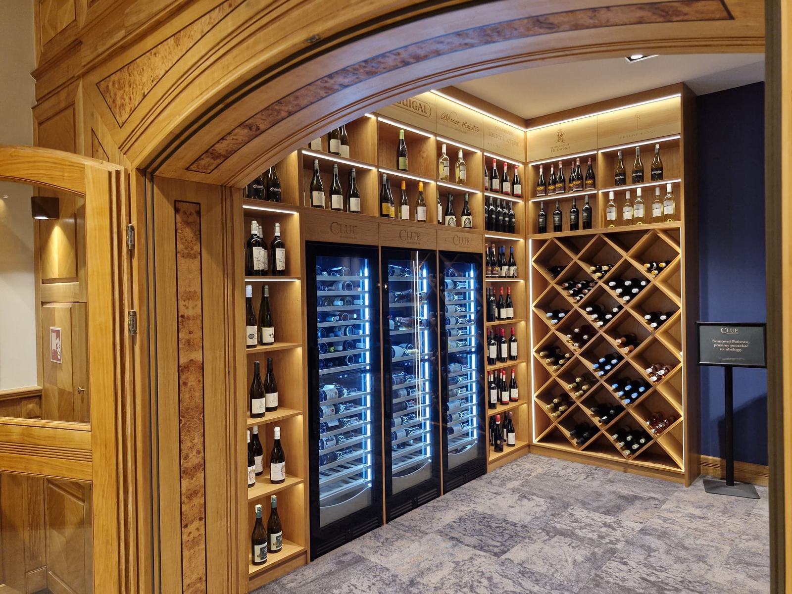 Realization Szczecin - Wine Racks Made from Blockboard