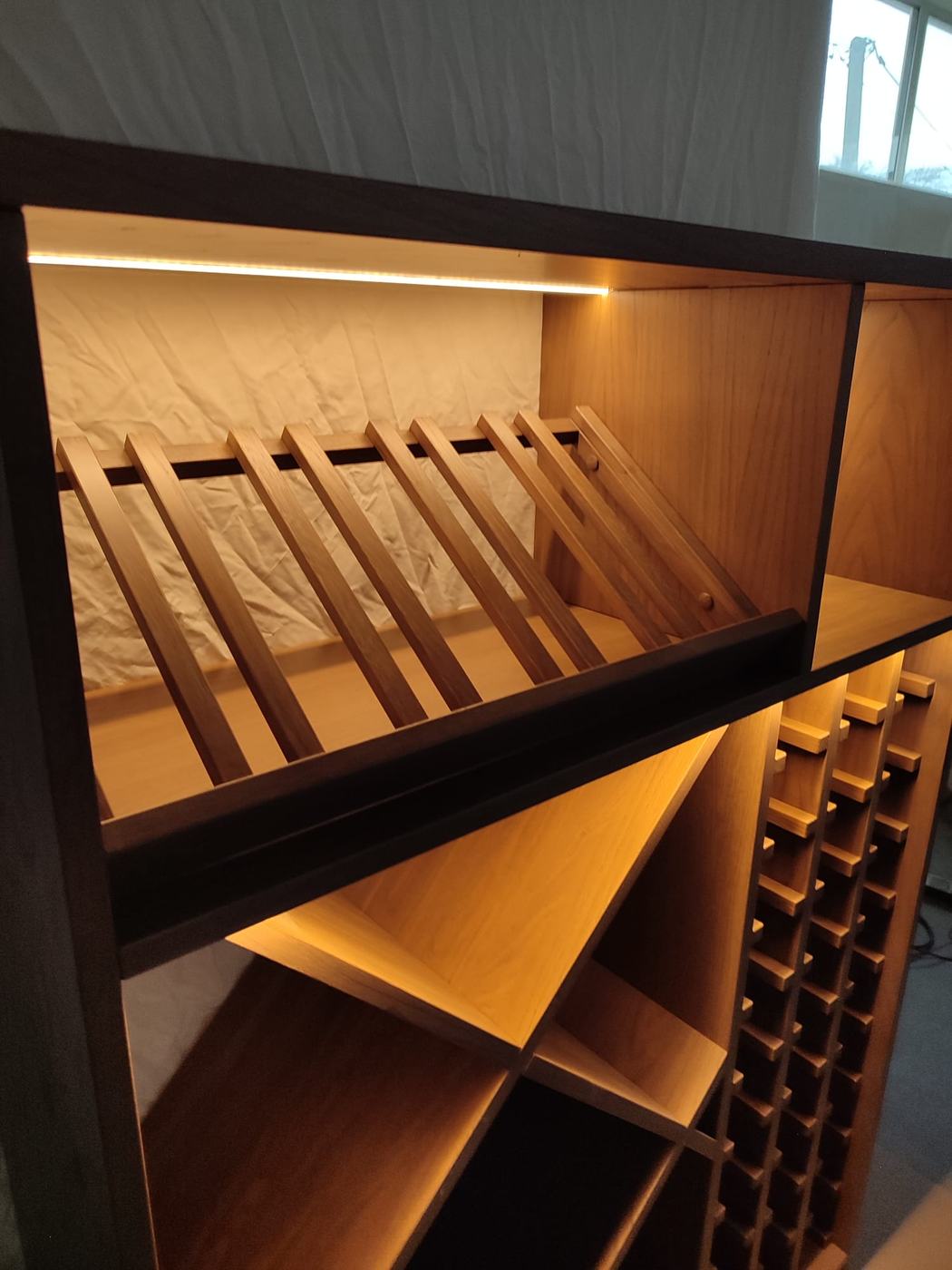 regał na wino na wymiar Gdańsk