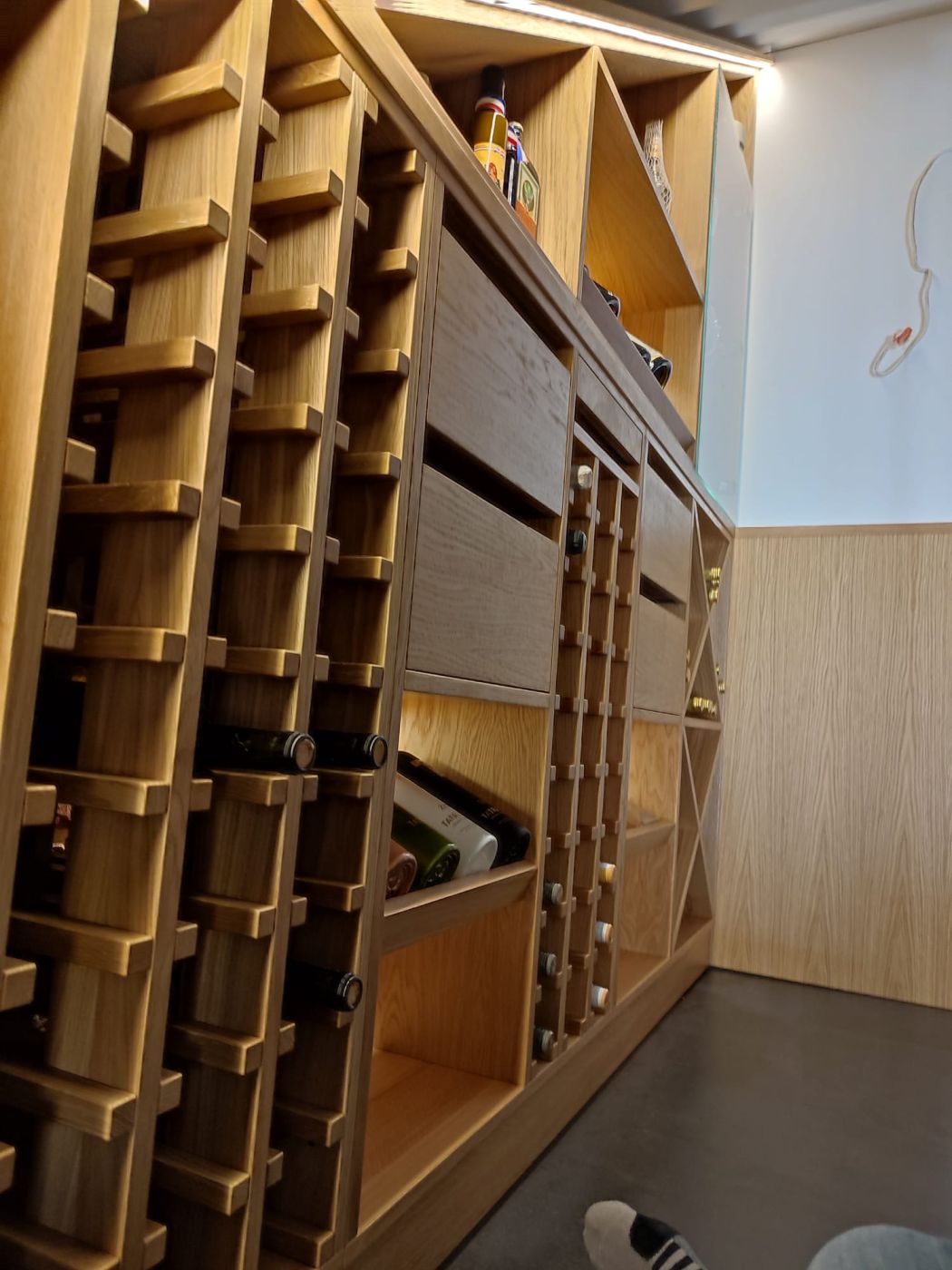 Mogilany Regał na wino z płyty Stolarskiej na zamówienie