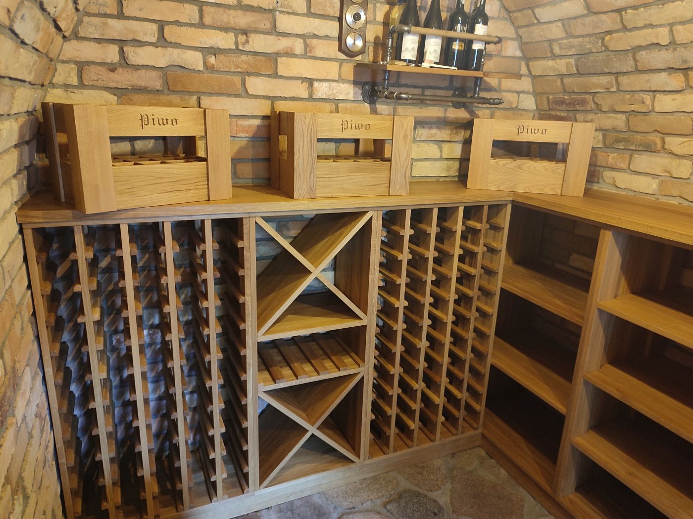 Piwniczki ogrodowe na zamówienie Ostróda