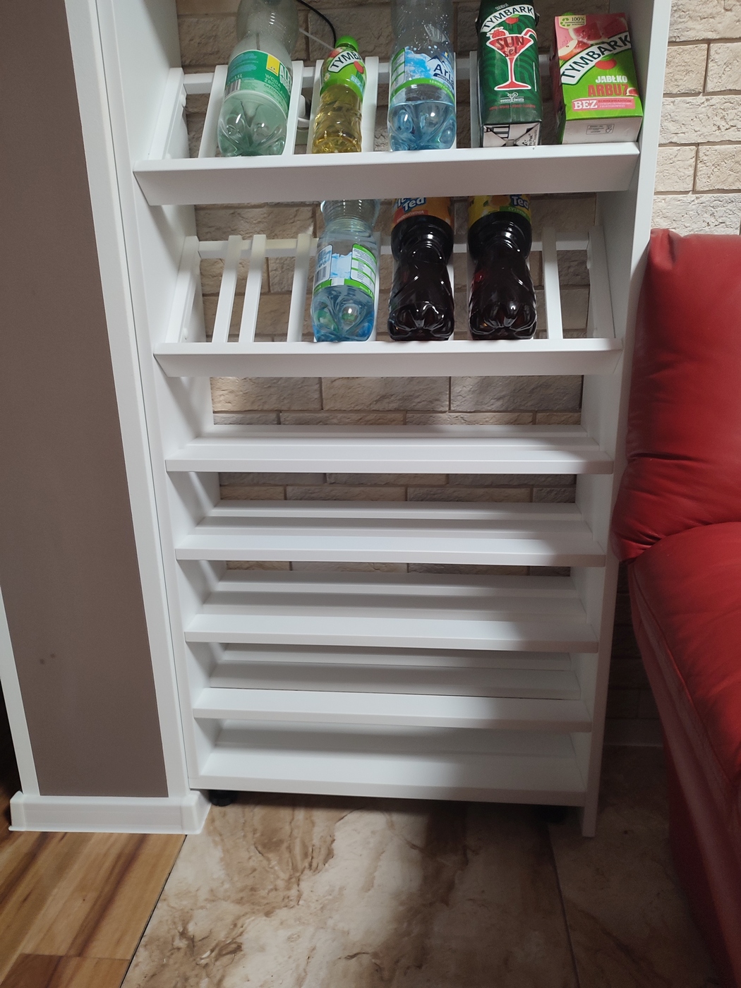 drewniany regał na wino na zamówienie Wrocław