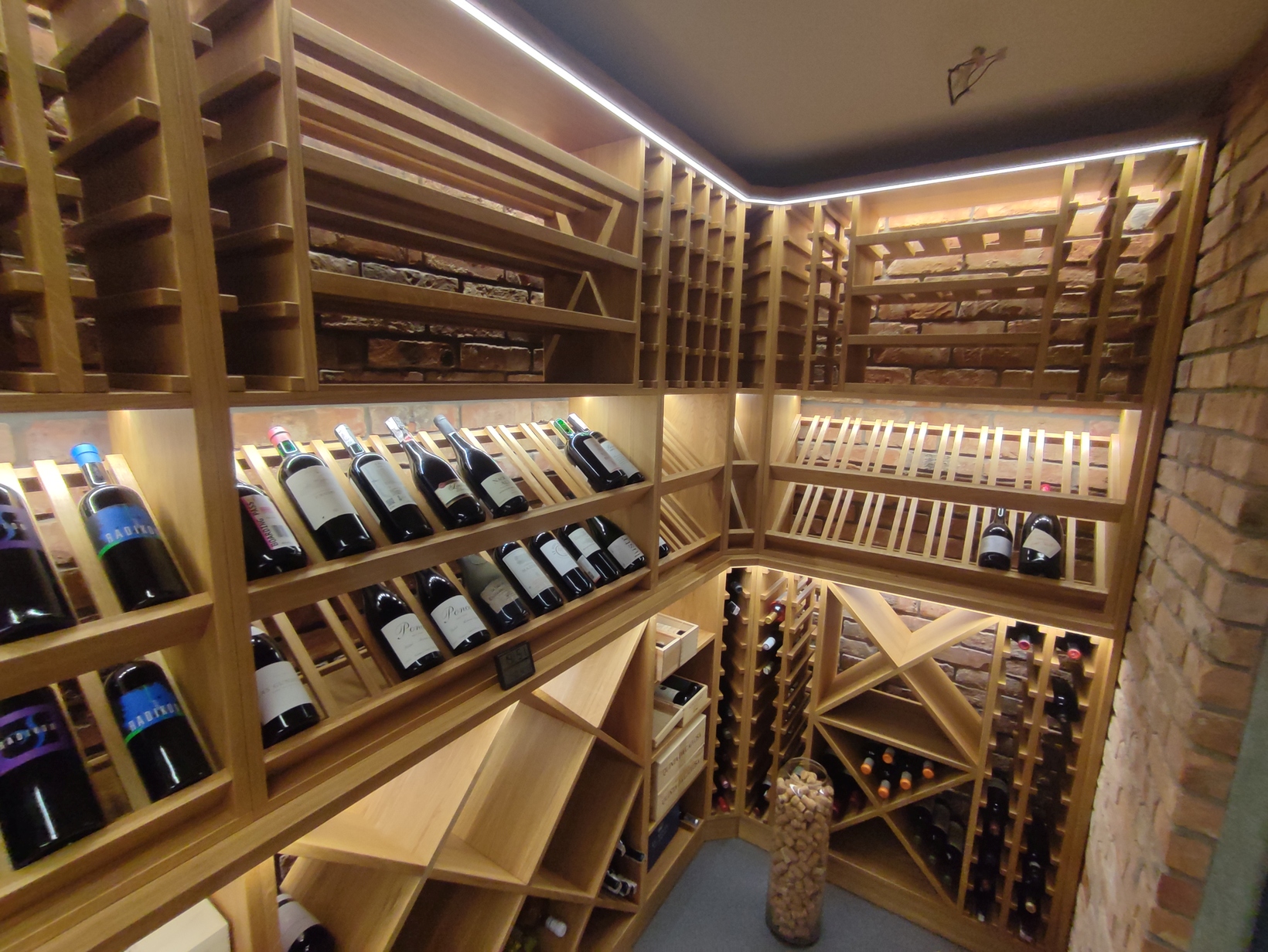 Wloclawek Wooden Wine Racks Realization
