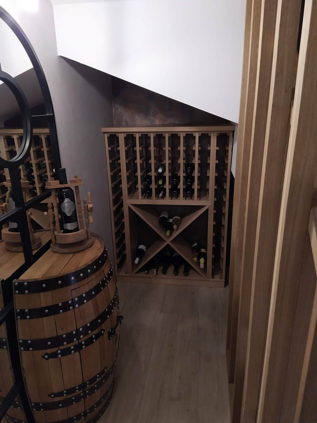 regał na wino na zamówienie Poznań