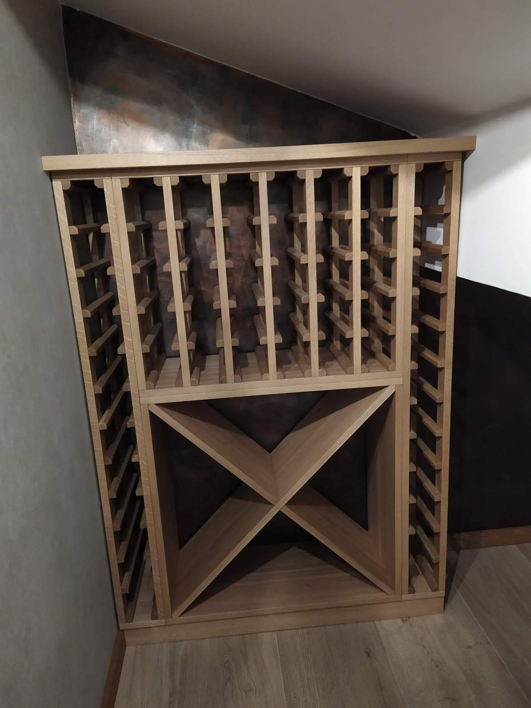 regał z drewna na wino na zamówienie Katowice