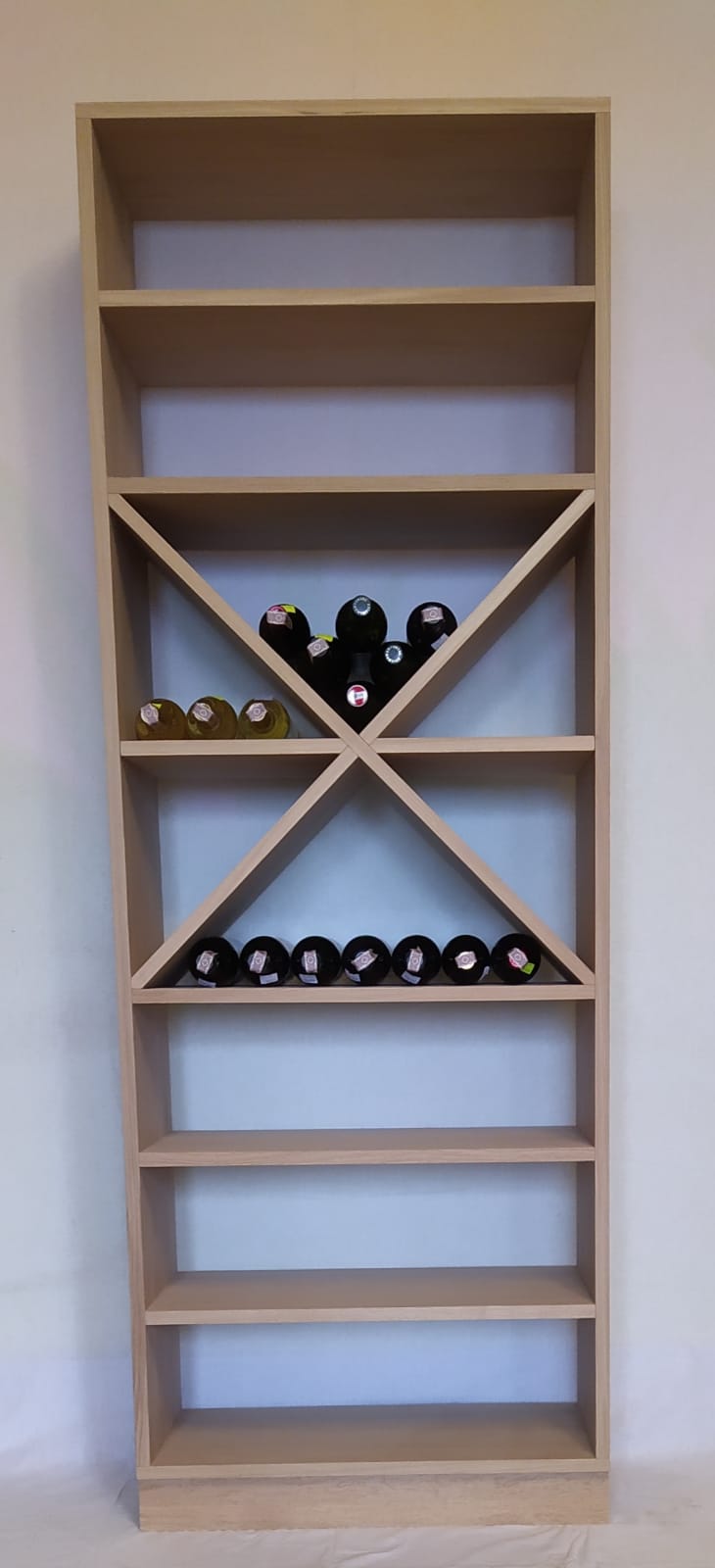 regał na wino z litego drewna na wymiar Katowice