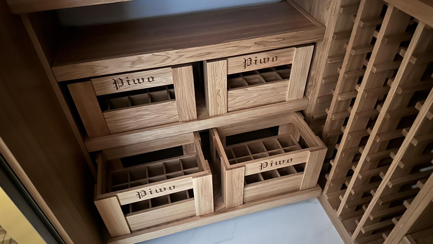 Spalona Drewniane regały na wino na zamówienie